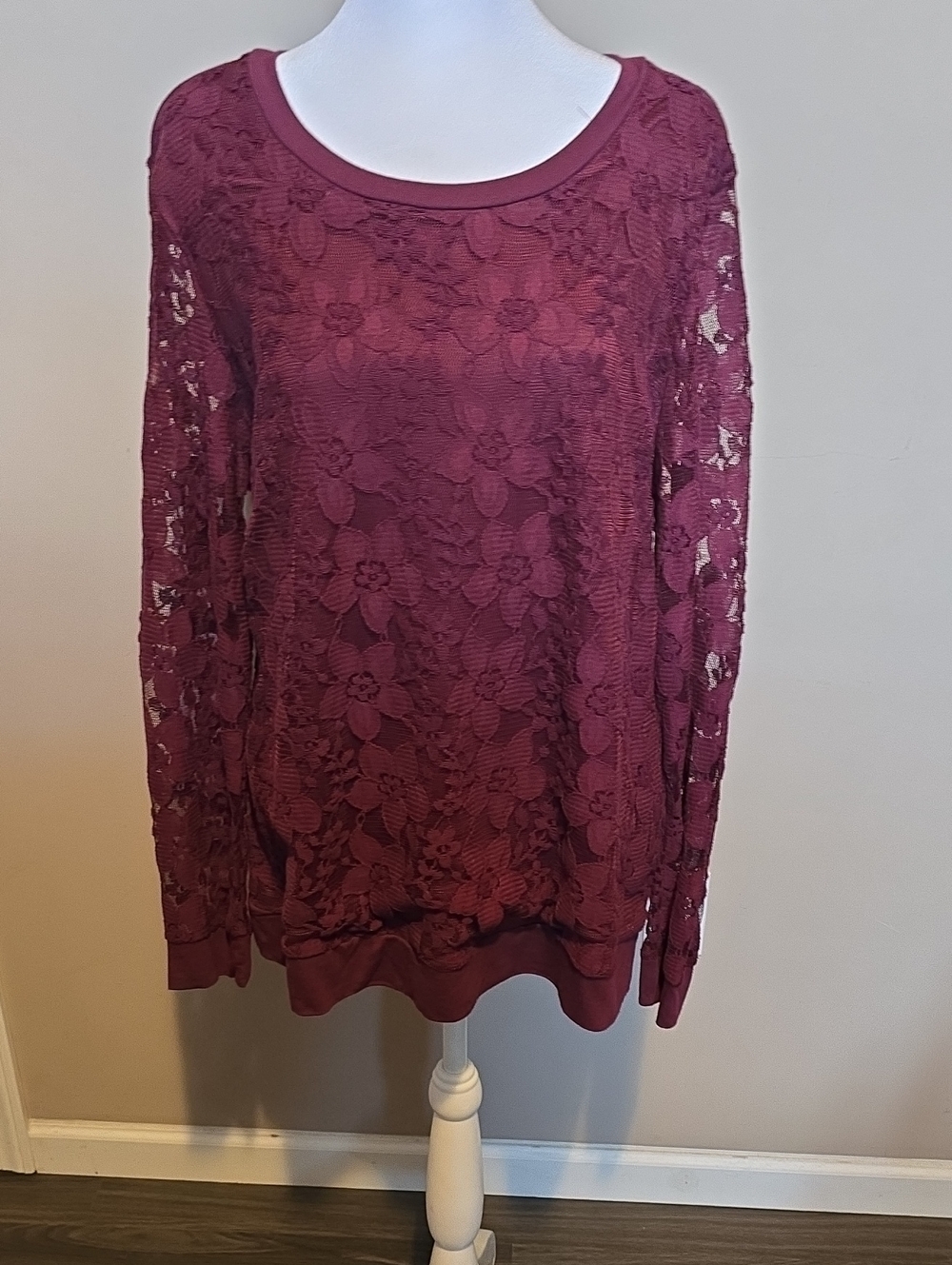 Adrianna Papell Burgundy Floral Lace Long-Sleeve Top